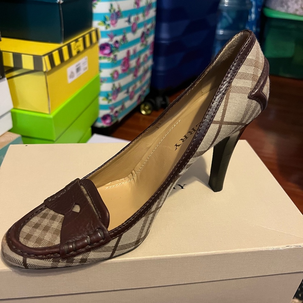 Women shoes, Heels, Burberry, size39